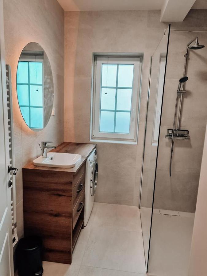 Stone House Jezera Apartment ภายนอก รูปภาพ
