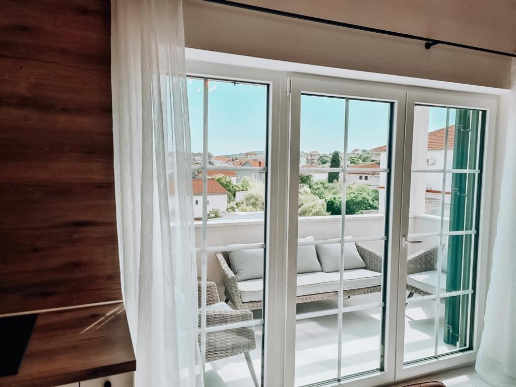 Stone House Jezera Apartment ภายนอก รูปภาพ