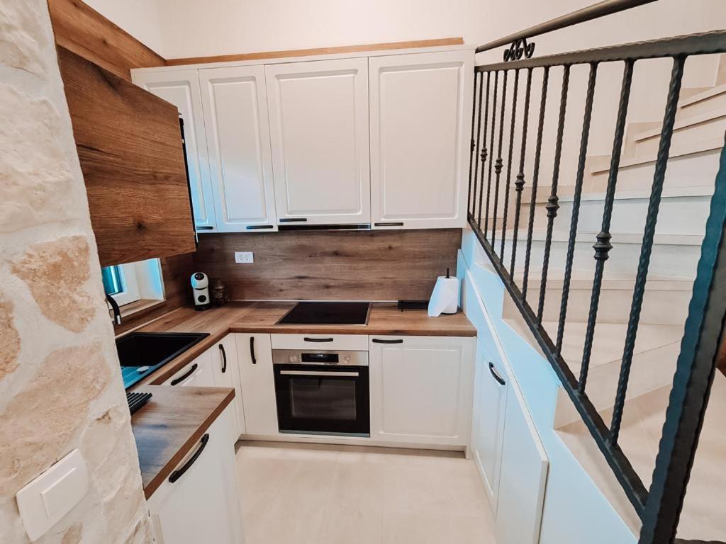 Stone House Jezera Apartment ภายนอก รูปภาพ
